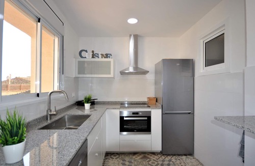 Castello d'Empuries Apartment | Modern Apartment for 4, Central Location, WiFi, A/C - Castelló d'Empúries