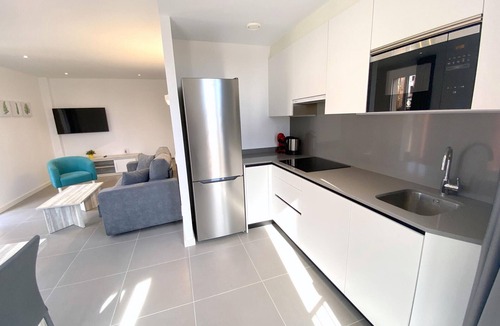 Castello d'Empuries Apartment | Modern apartment with air conditioning in Castelló d'Empúries
