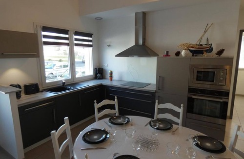 Notre-Dame-de-Monts Apartment | Modern apartment for 6, terrace and parking in Notre-Dame-de-Monts