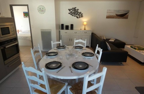 Notre-Dame-de-Monts Apartment | Modern apartment for 6, terrace and parking in Notre-Dame-de-Monts