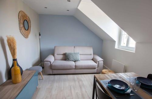 Poissy Apartment | Modern apartement in the city center.