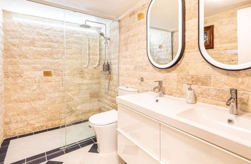 Meudon Apartment | Modern Apartement with Garden and TV Salon, 15' to Eiffel