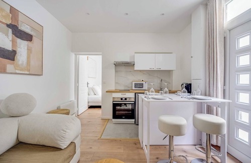 Levallois-Perret Apartment | Modern Apartment 1BR/4P - Levallois