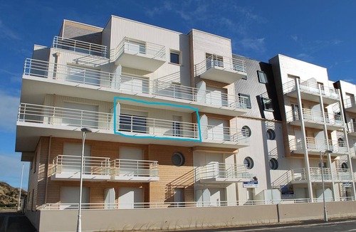 Fort-Mahon-Plage Apartment | Modern apartment 2 min from beach, sea view, pets allowed