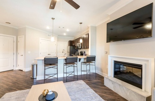Briargate Apartment | Modern Apartment in Prime Location (ID4063X93)