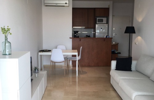 L'Alfas del Pi Apartment | Modern apartment with sea views, 200 meters from the beach d' Albir.
