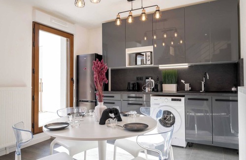 Montreuil Apartment | Modern apartment -1BR- 4P- Montreuil