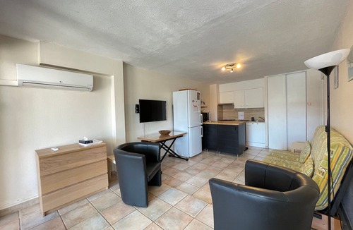 Sete Apartment | Modern apartment, 2-room cabin, terrace and veranda, near beach, private parking