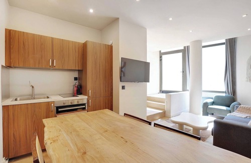 Gare Apartment | Modern Apartment - 2BD/8P - Place D'Italie