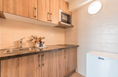 Paquis Navigation Apartment | Modern Apartment - AC 1BR/4P - Genève