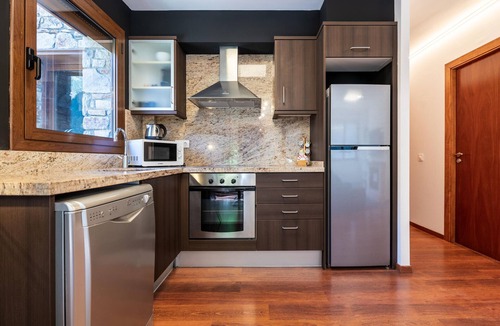 Arinsal Apartment | Modern Apartment Arinsal 2 Bedrooms, 4 Pers, Parking Included