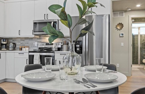 Old Town North Apartment | Modern Apartment + Balcony