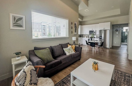 Old Town North Apartment | Modern Apartment + Balcony