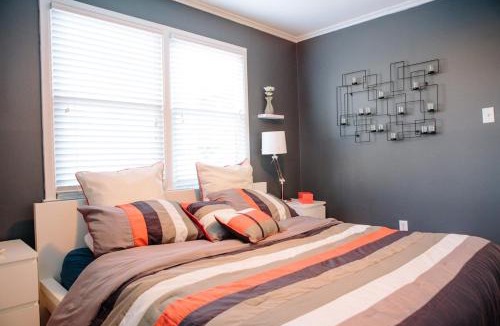 Southwest Raleigh Apartment | Modern Apartment - Cameron Village