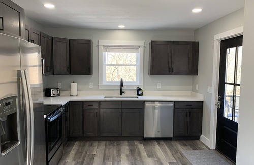 Burdett Apartment | Modern Apartment Fallsview in the Finger Lakes