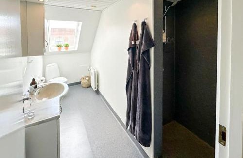 Aalborg Apartment | Modern apartment for 6 in city center