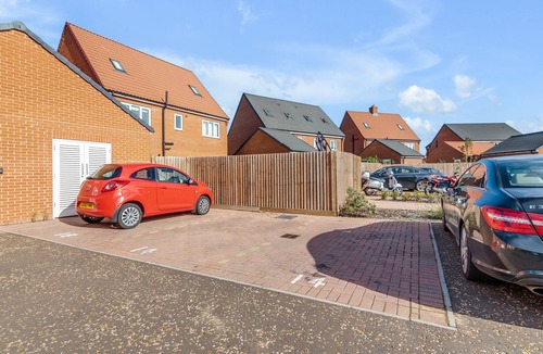 Wymondham Apartment | Modern Apartment