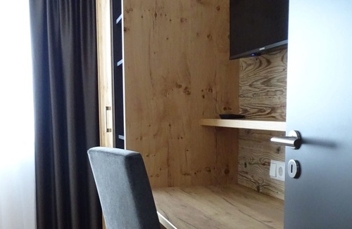 Heufeld Apartment | modern apartment in alpine style