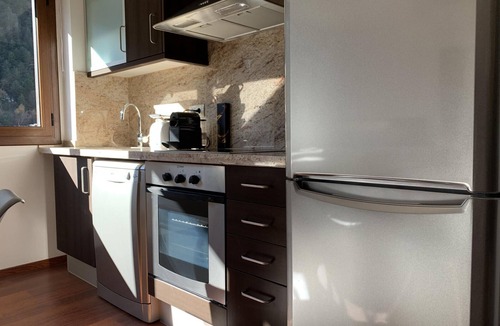 Arinsal Apartment | Modern apartment in Arinsal, near slopes, parking included