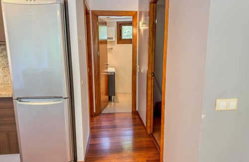 Arinsal Apartment | Modern Apartment in Arinsal - 5 pers, PARKING