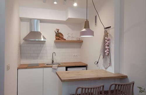 Canfranc-Estacion Apartment | Modern Apartment in Canfranc with Terrace