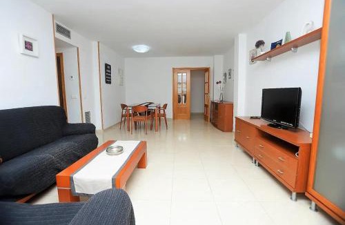 Calafell Apartment | Modern apartment in Calafell with sea and mountain view
