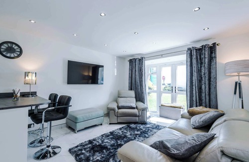 Whitefield Apartment | Modern Apartment in Whitefield with Free Parking
