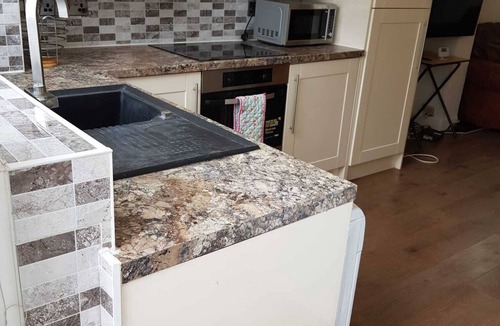 Haselbury Apartment | Modern Apartment in London