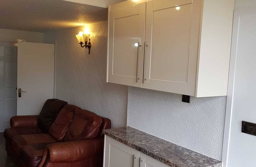 Haselbury Apartment | Modern Apartment in London