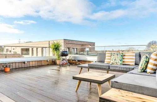 Walpole Apartment | Modern Apartment in London