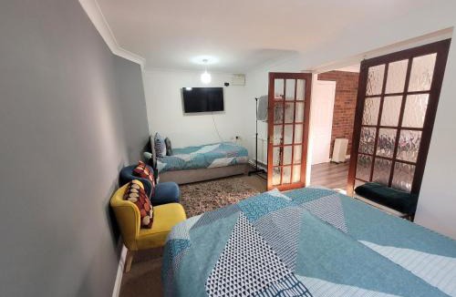 Luton Apartment | Modern Apartment in Luton