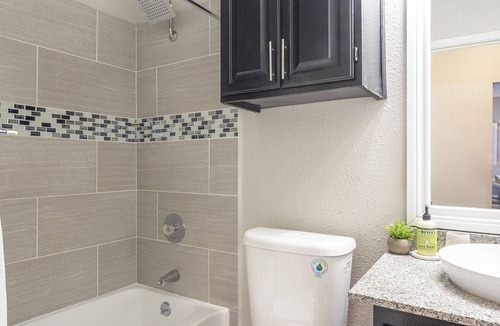 Sonesta West Apartment | Modern Apartment in Prime Location (ID8532X91)