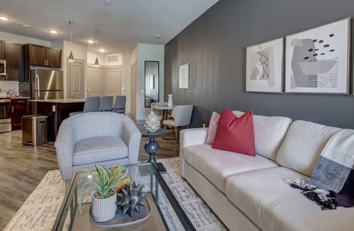 Denton Apartment | Modern Apartment in Prime Location (ID1205X506)
