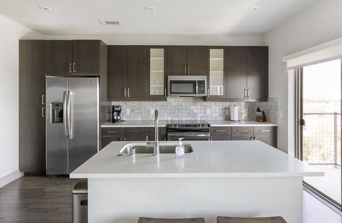 Plano Apartment | Modern Apartment in Prime Location (ID7967X54)