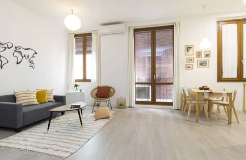 Zaragoza Old Town Apartment | Modern apartment in the historic center !
