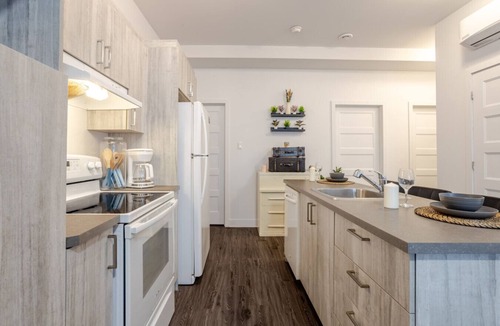 Southwest Apartment | Modern Apartment in the Heart of Griffintown