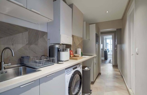 Quartier des Invalides Apartment | Modern apartment in the heart of the 7th arrondissement