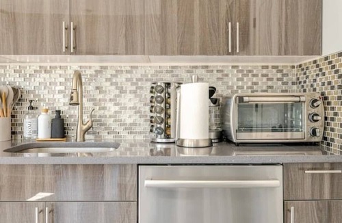 Black Rock Historic District Apartment | Modern Apartment in Black Rock-