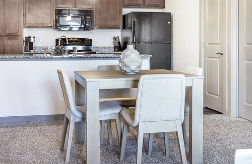 Georgetown Apartment | Modern Apartment in Prime Location (ID3128X66)