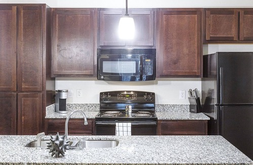 Georgetown Apartment | Modern Apartment in Prime Location (ID3128X66)
