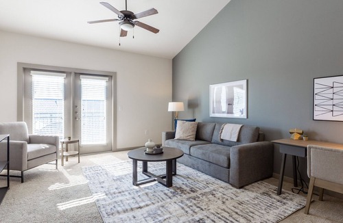 Georgetown Apartment | Modern Apartment in Prime Location (ID7009X57)