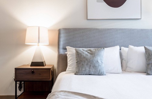 Georgetown Apartment | Modern Apartment in Prime Location (ID8187X12)