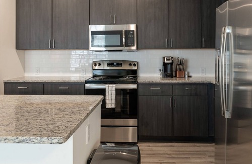 Middletown Apartment | Modern Apartment in Prime Location (ID8060X85)