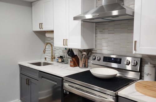 Eckington Apartment | Modern Apartment in Prime NE DC