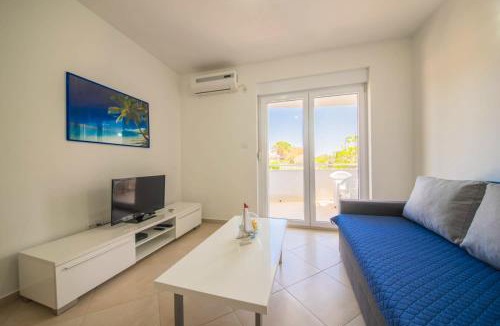 Vrsi Apartment | Modern Apartment in Vrsi, 45 m², spacious terrace