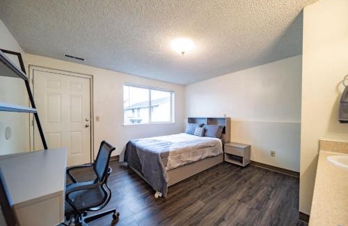 Pullman Apartment | Modern Apartment mins from WSU