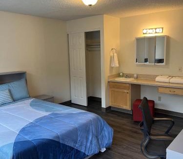 Pullman Apartment | Modern Apartment mins from WSU