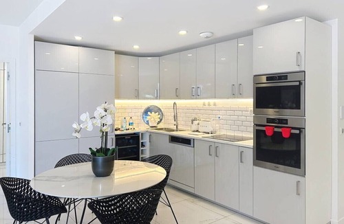 Golfe Juan Apartment | Modern Apartment Napoleon - Sea front