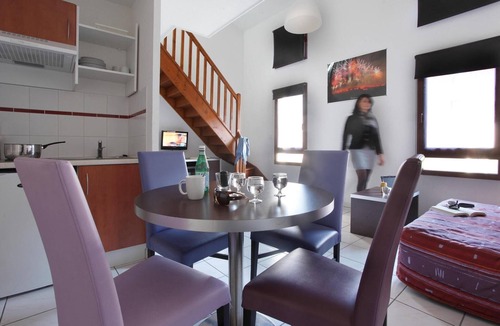 Carcassonne Apartment | Modern Apartment Near Carcassonne
