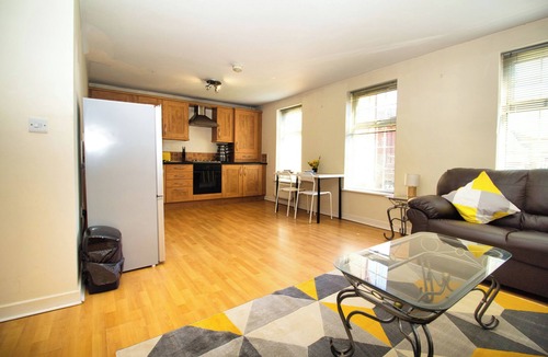 Doncaster Apartment | Modern Apartment - Quiet Location